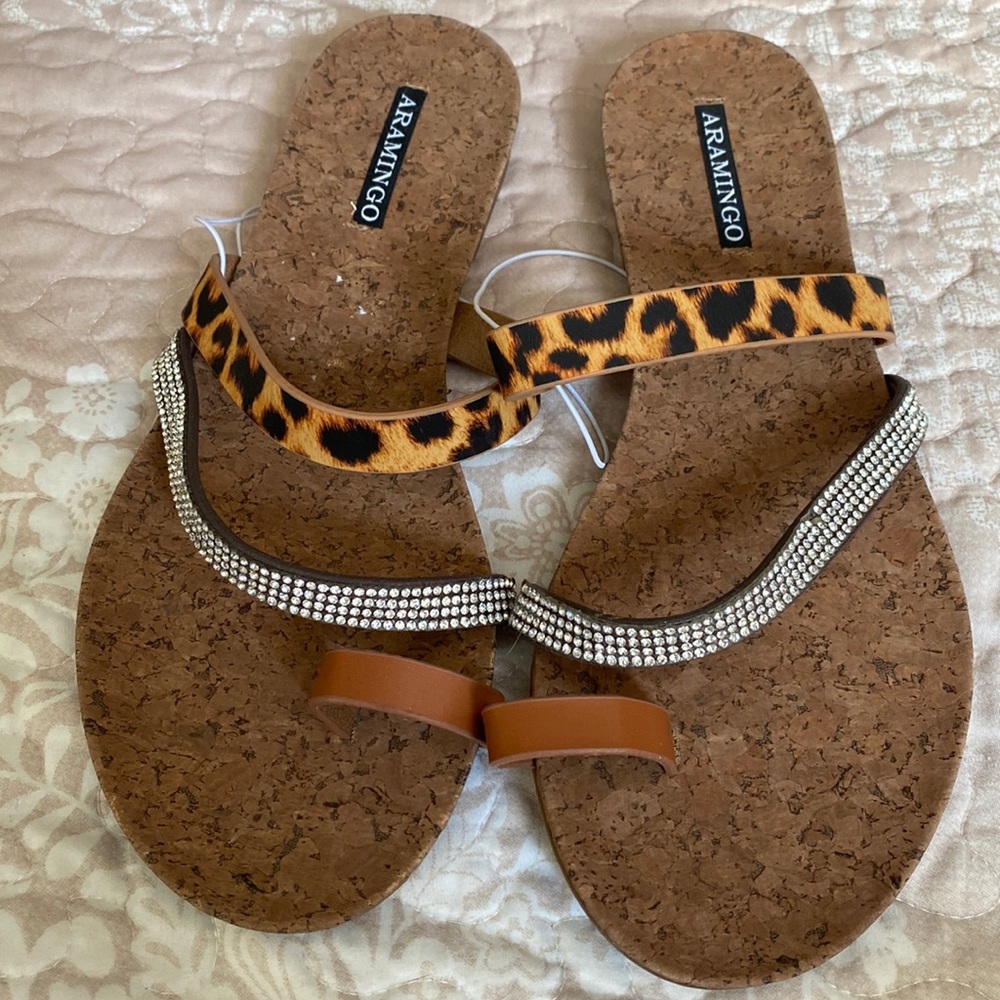 New! Aramingo Brown‎ Leopard Sandals